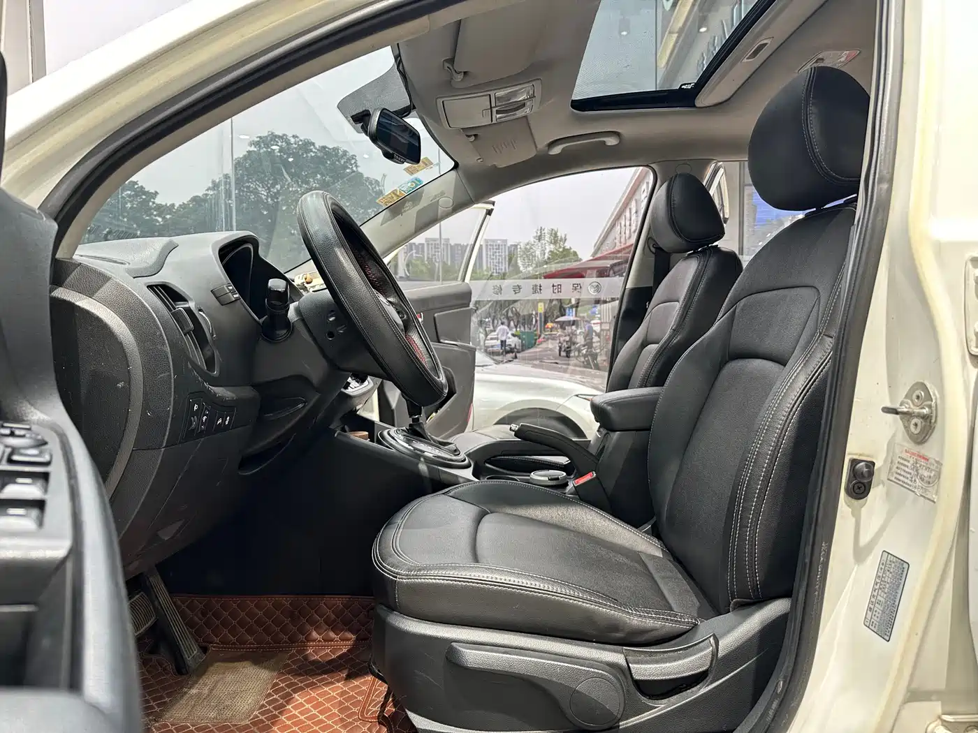 Kia Sportage 2011 2.0L Automatic 2WD GLS фото 10