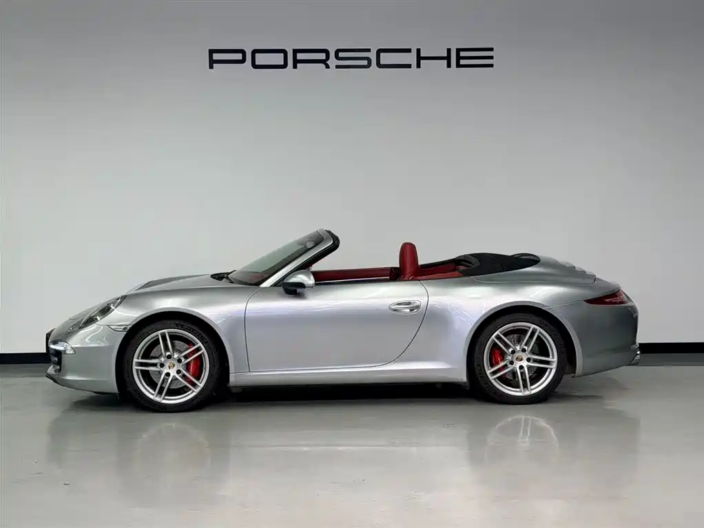 Фото 4 - Porsche 911