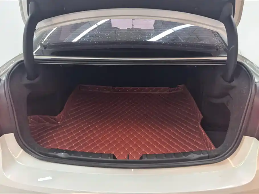 BMW 3 Series 2019 320Li Fashion Type фото 4