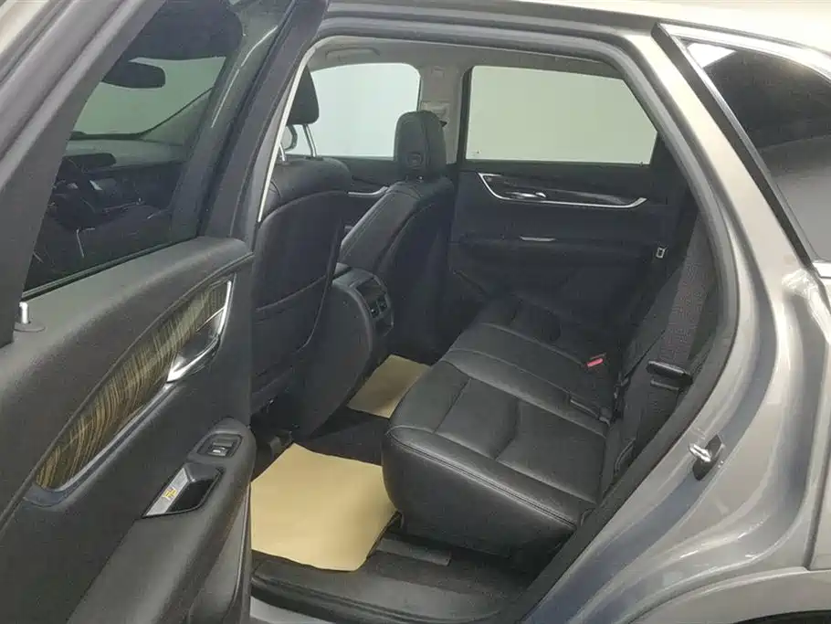 Cadillac XT5 2018 25T Luxury фото 11