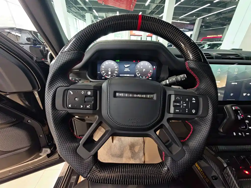 Land Rover Defender 2025 2024 110 5.0T V8