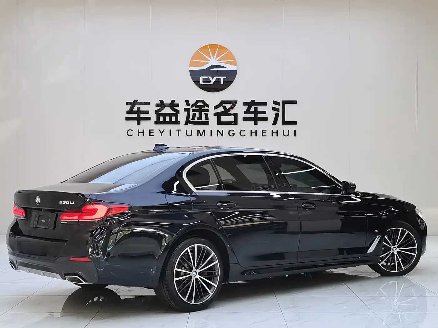 BMW 5 Series 2021 Facelift 530Li Leading M Sport Package фото 6