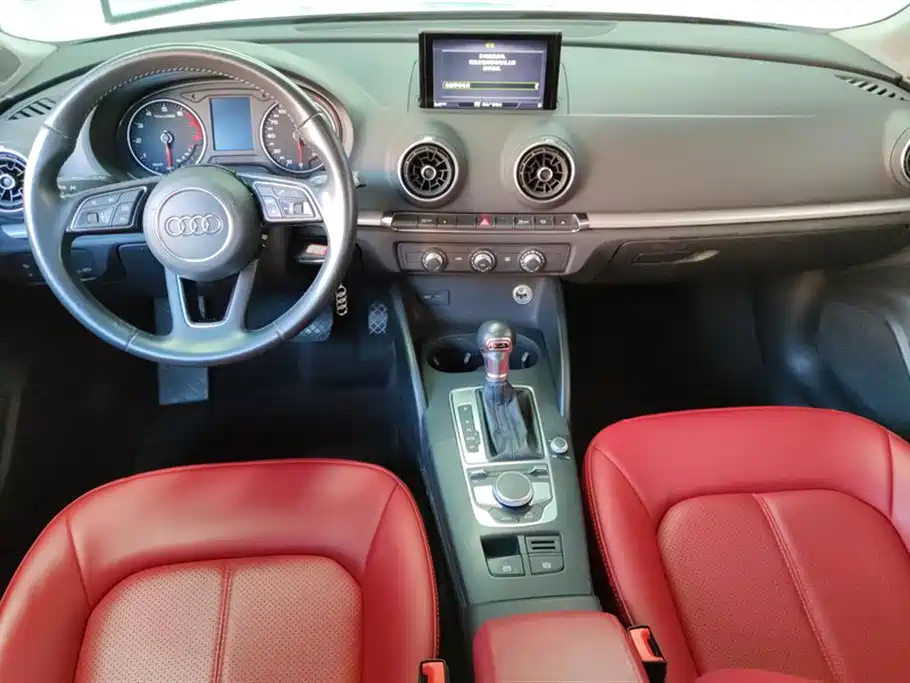 Audi A3 2019 Sportback 35 TFSI Progressive China VI фото 12