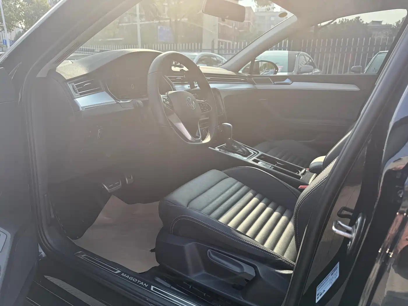 Volkswagen Magotan 2025 Popular Edition 280TSI DSG Comfort фото 9