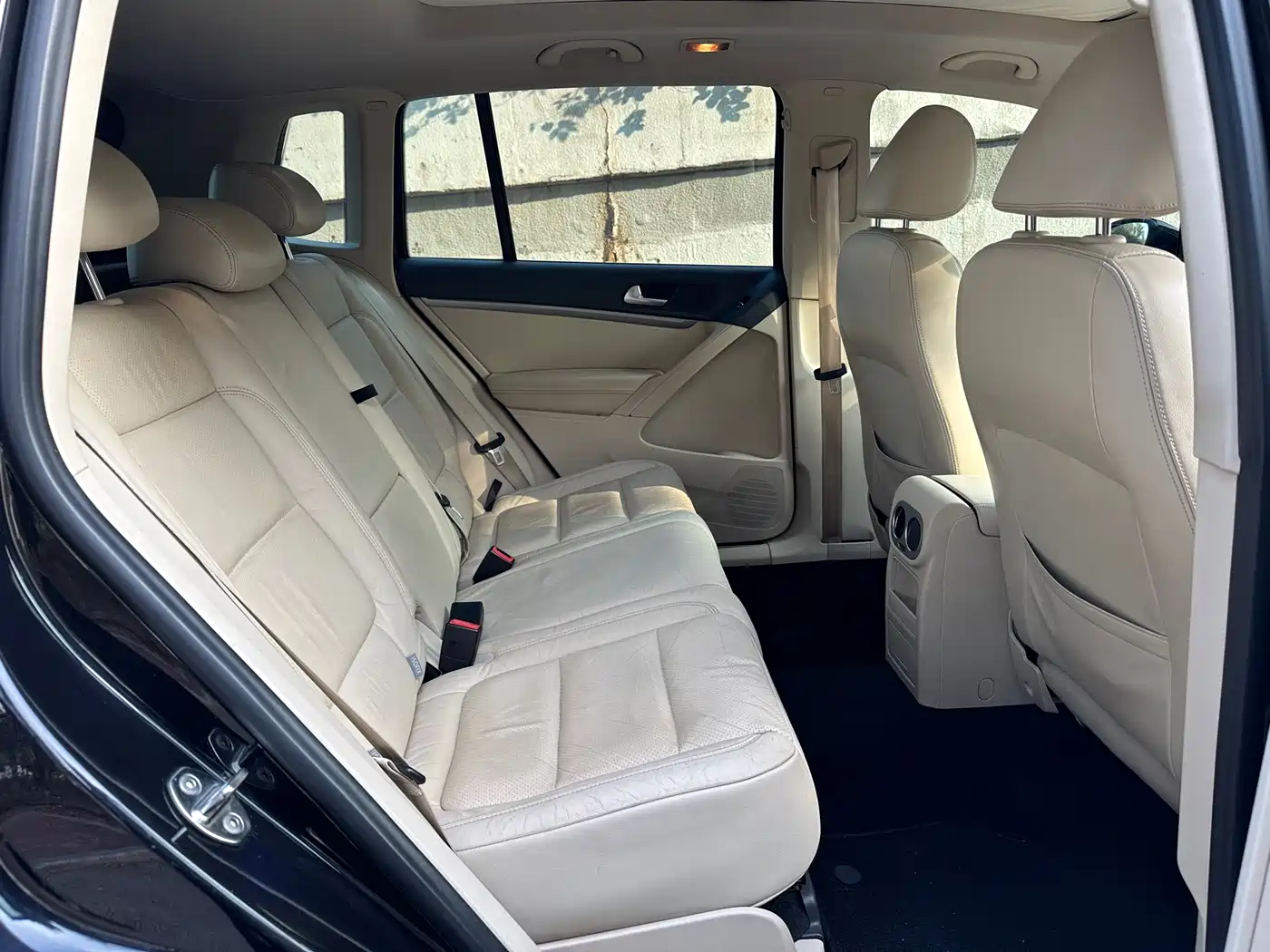 Volkswagen Tiguan 2015 1.8TSI Automatic 2WD Highline фото 8