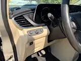Фото 10 - Buick GL8