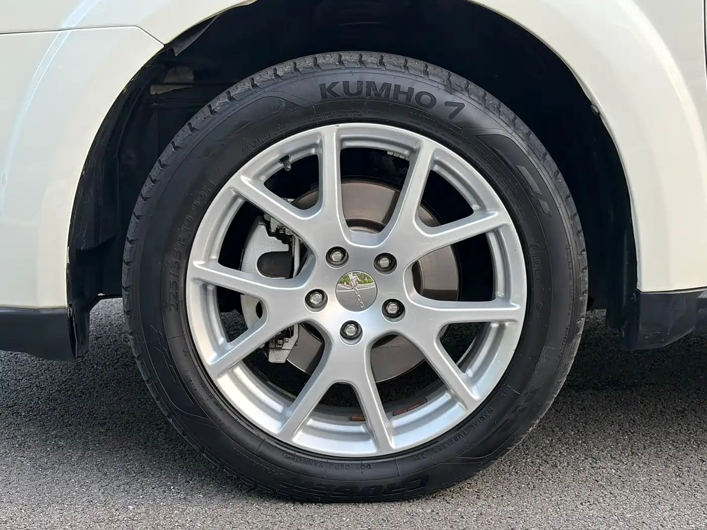 Dodge Journey 2016 2013 Model 2.4L 2WD Premium Edition