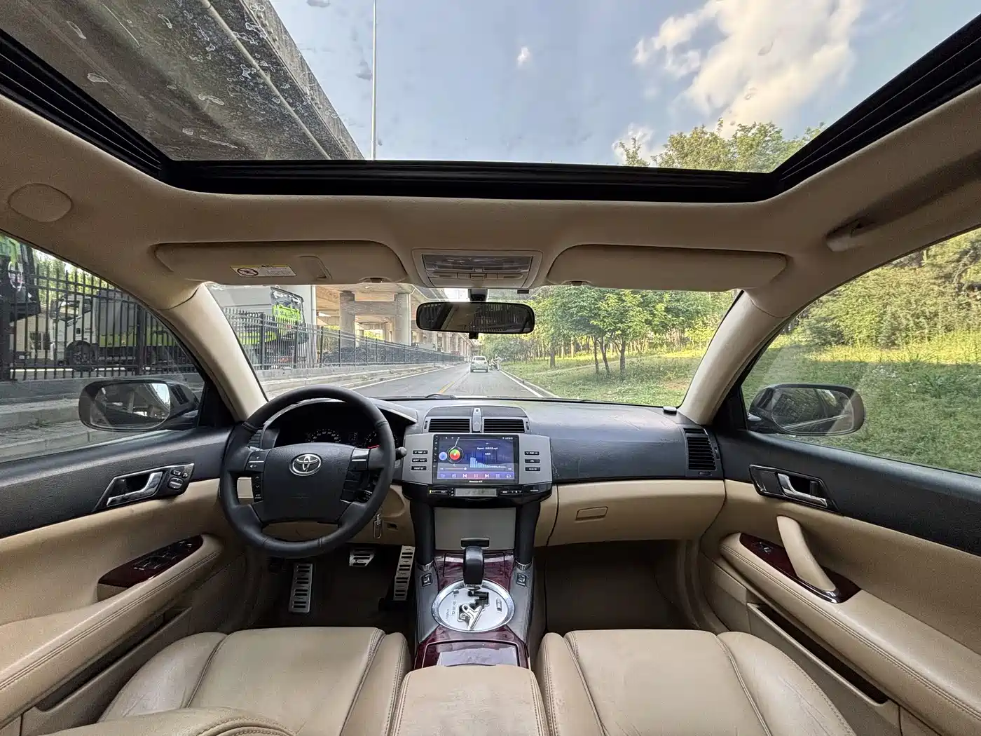 Toyota Reiz 2010 2.5V Style Elite Edition фото 9