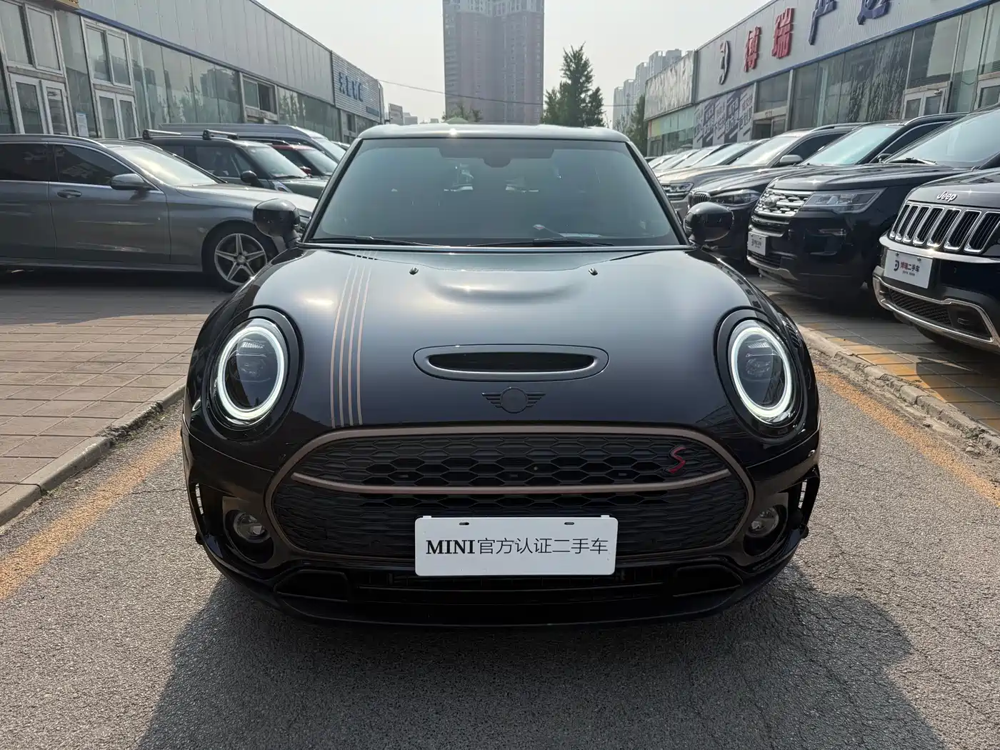 MINI CLUBMAN 2023 Final Edition The Last Gentleman Commemorative Edition фото 2