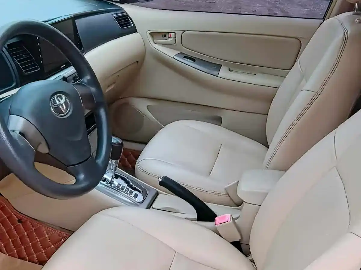 Toyota Corolla 2013 1.6L Automatic Excellence Edition фото 7