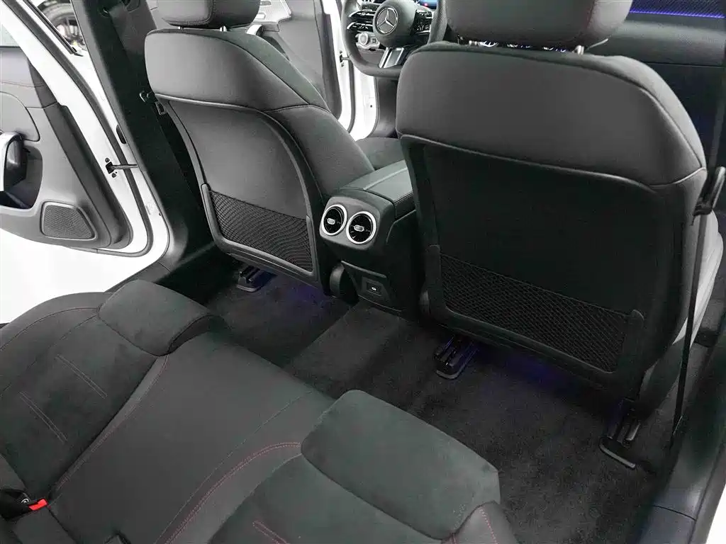Mercedes-Benz A-Class 2025 Facelift A 200 L Fashion Edition фото 11