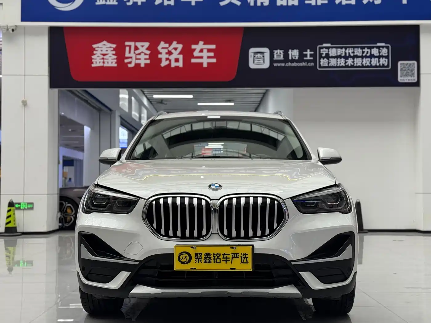 BMW X1 2020 xDrive25Li Premium Edition фото 2