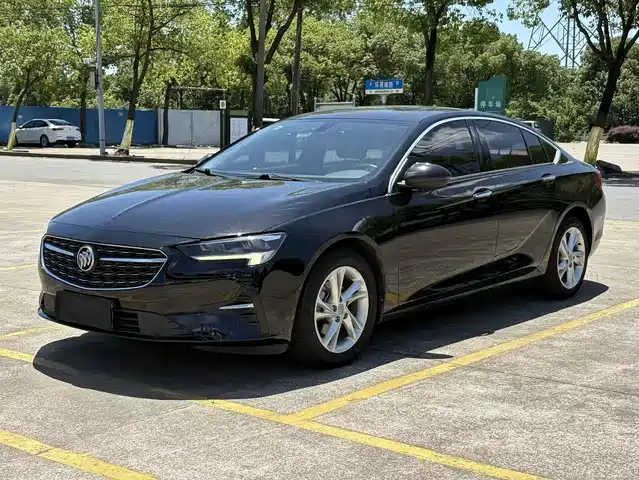 Buick Regal 2021
