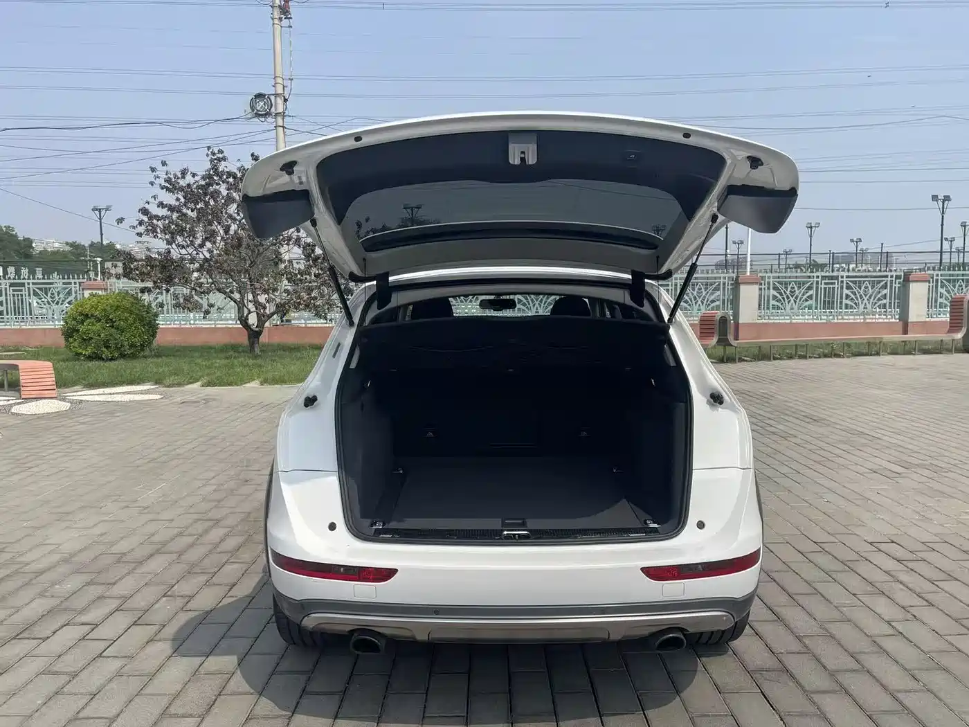 Audi Q5 2017 Plus 40 TFSI Technology фото 9