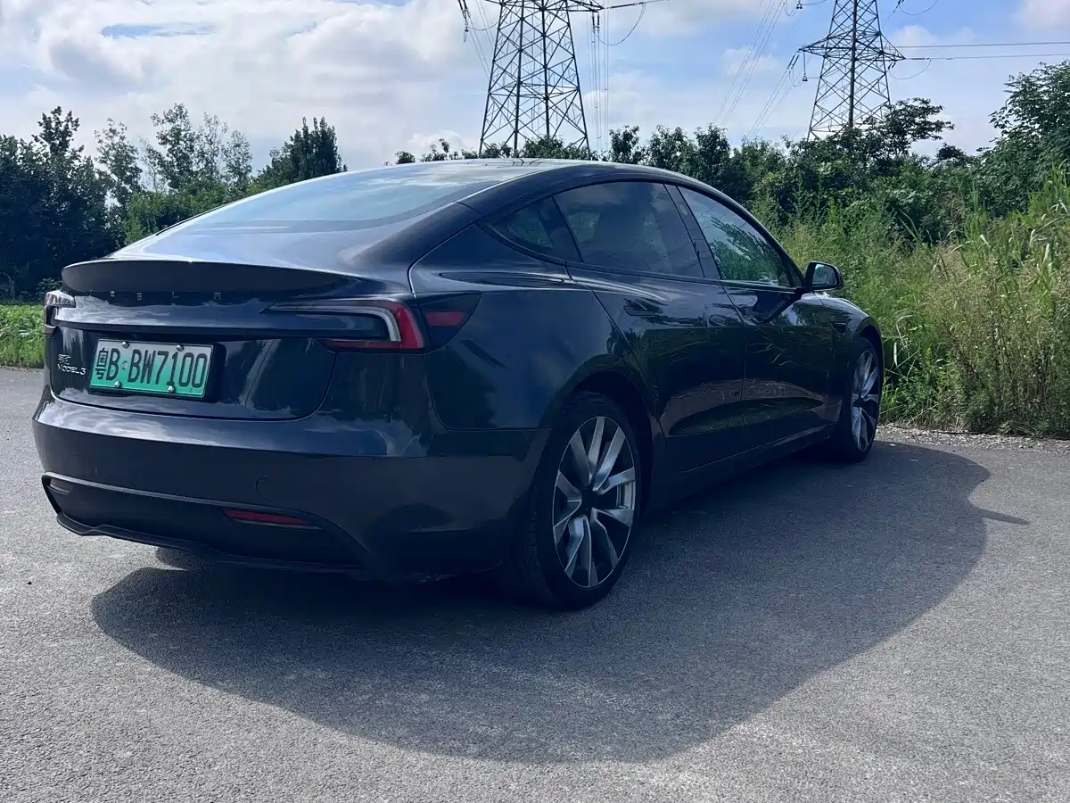 Photo 6 - Tesla Model 3