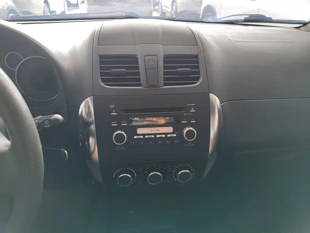 Suzuki SX4 2015 2013 1.6L Automatic Coolray