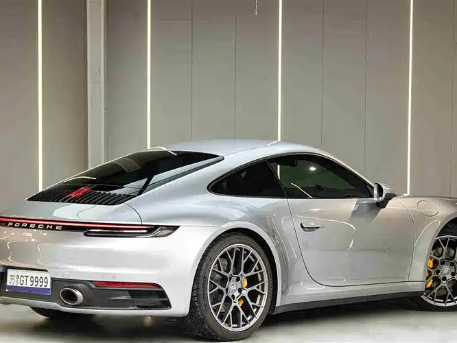 Porsche 911 2023 Carrera 3.0T фото 5