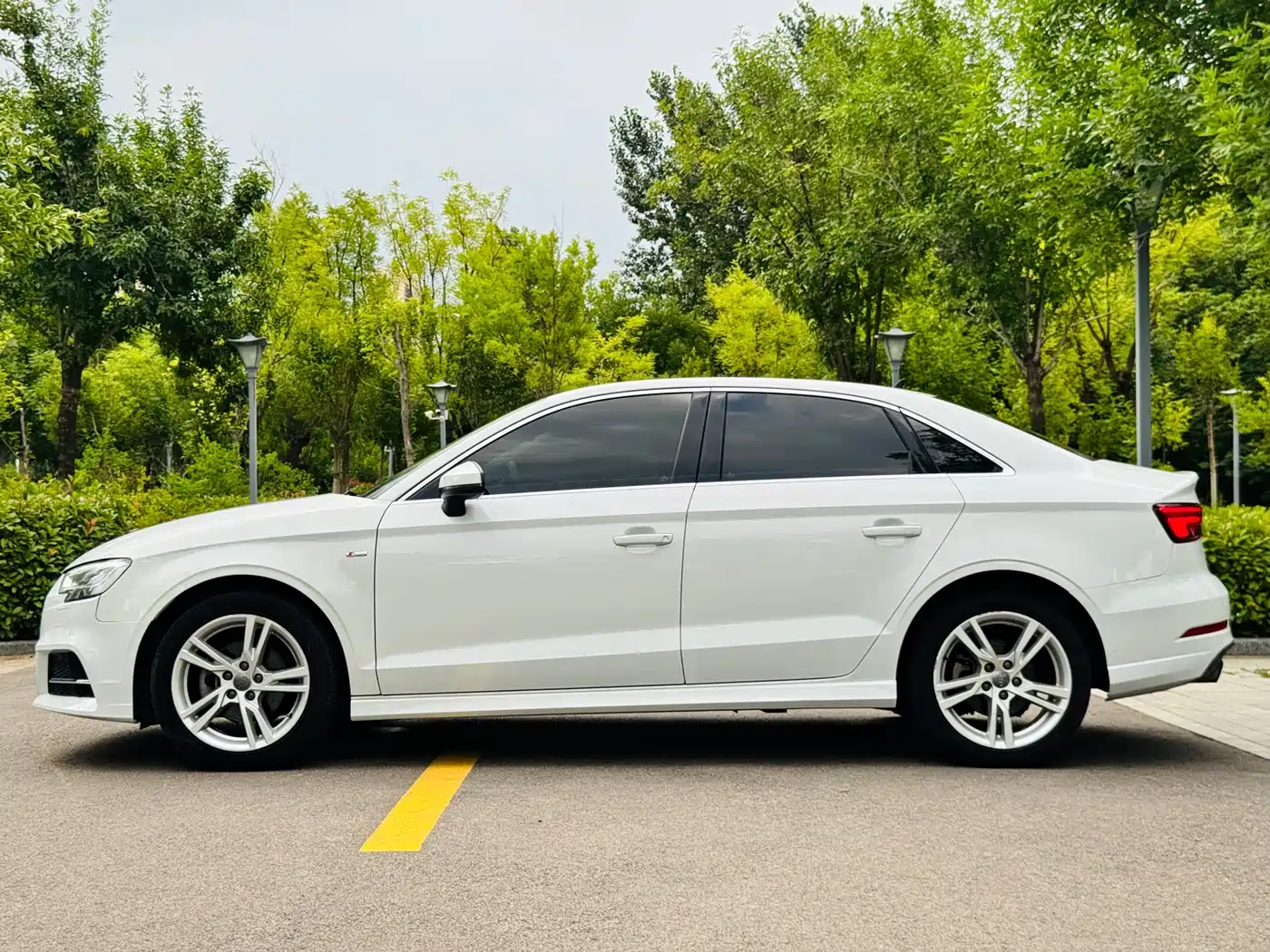 Photo 7 - Audi A3