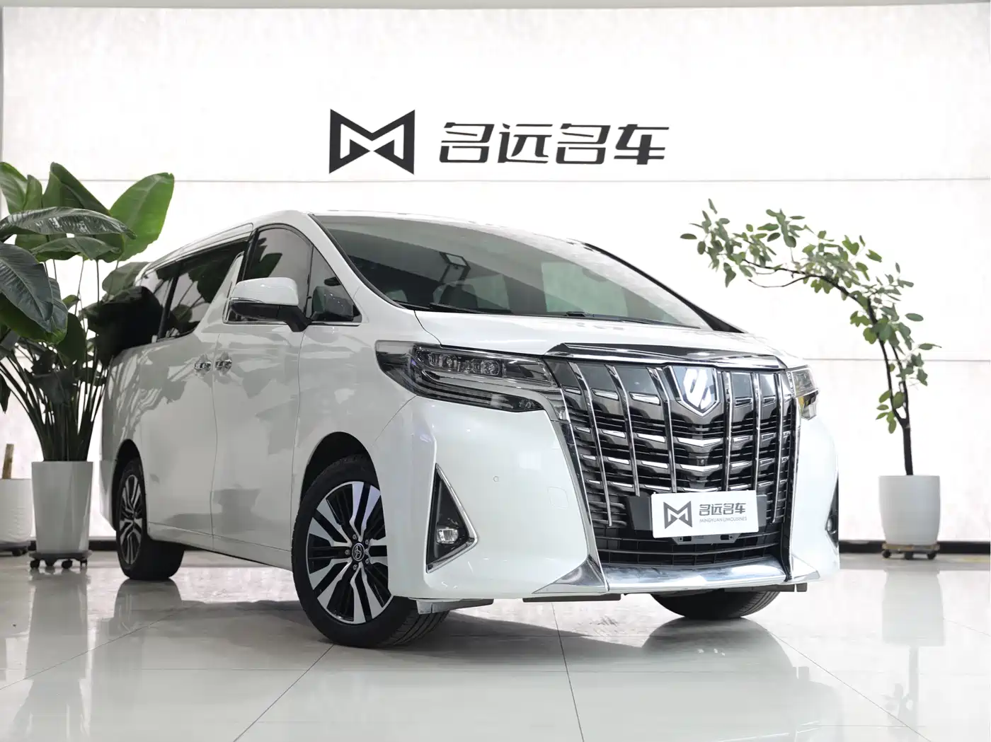Toyota Alphard 2018 Facelift 3.5L Premium Edition фото 3