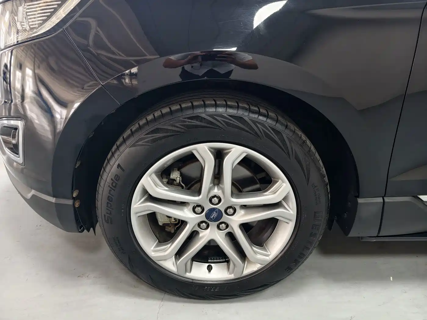 Ford Edge 2018 2018 EcoBoost 245 FWD Luxury 7-seater China V