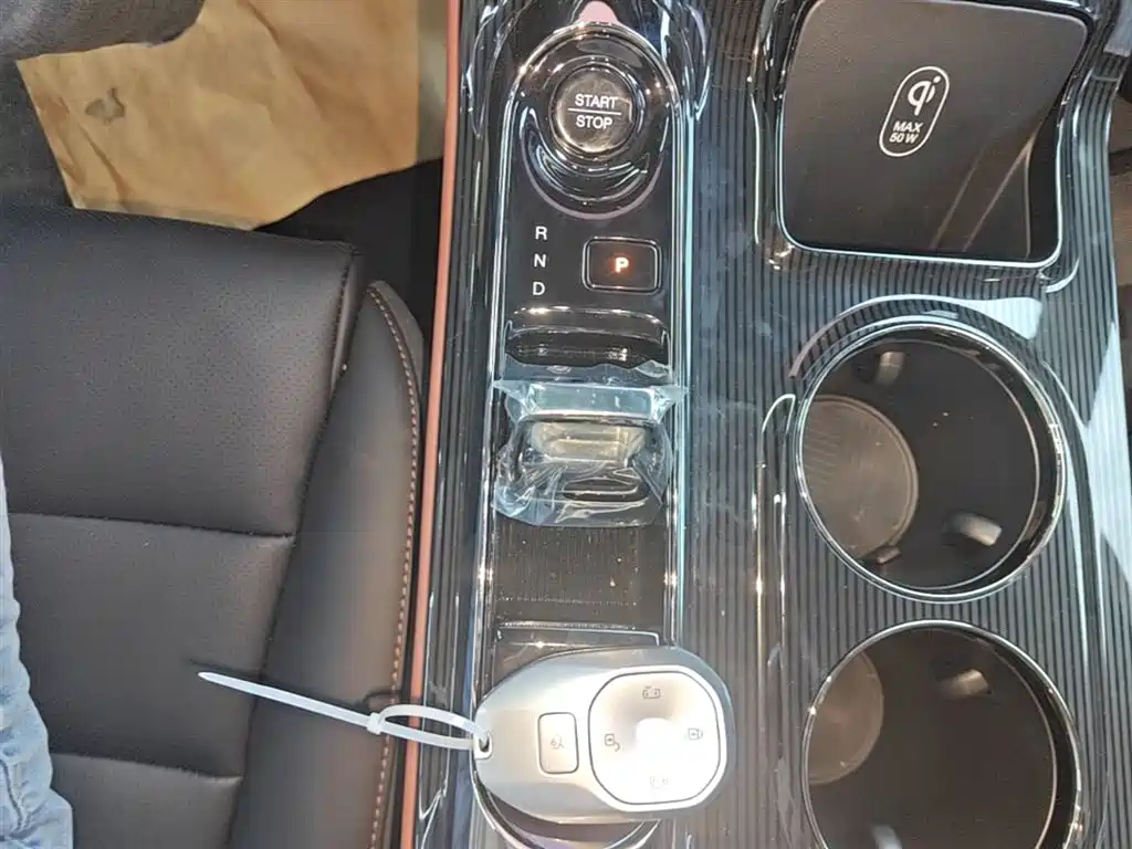 GAC Trumpchi Trumpchi E8 NEV 2024 Model 150km MAX+ фото 14