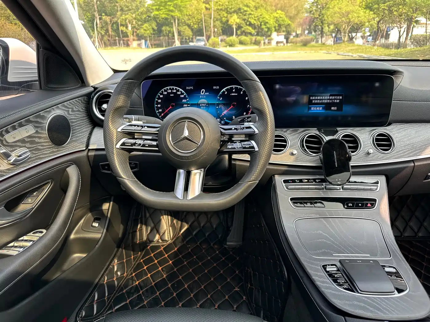 Mercedes-Benz E-Class 2021 E 300 L Sport Fashion фото 12