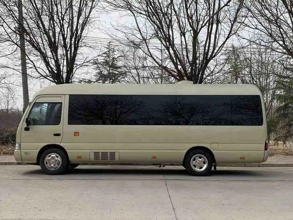 Toyota Coaster 2019 4.0L Luxury Vehicle GRB53L-ZCMEK 20-seater 9GR фото 7