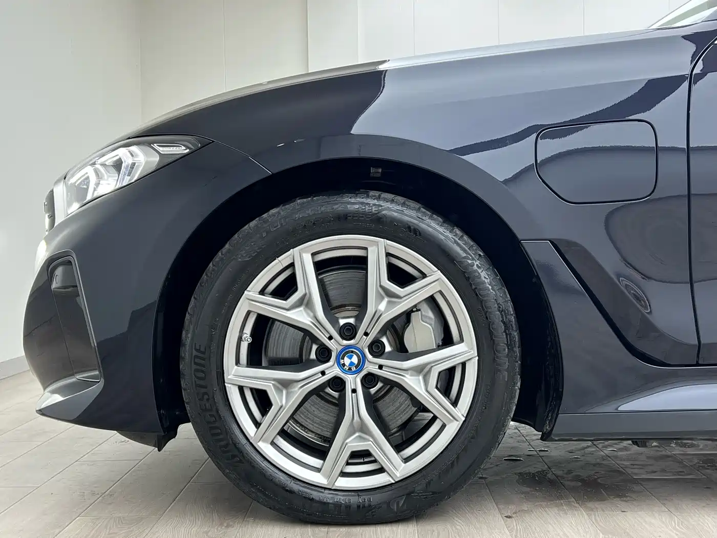 BMW i3 2022 eDrive 35 L фото 6