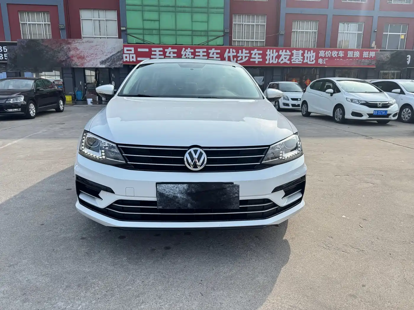 Volkswagen Sagitar 2018 280TSI DSG Spark Edition фото 5