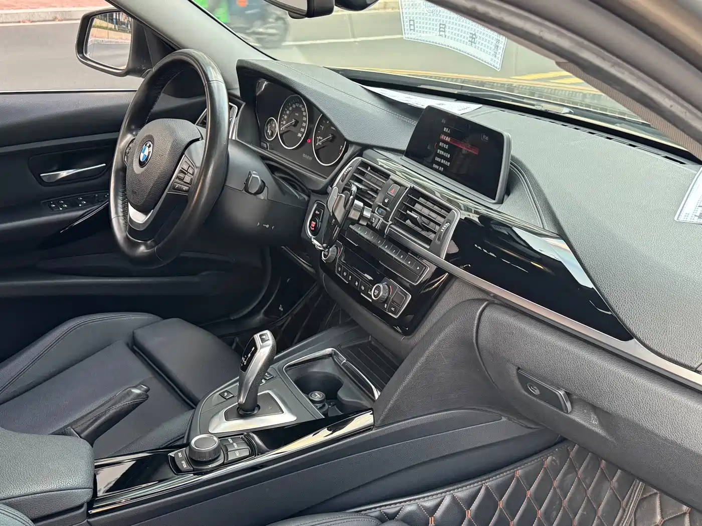 BMW 3 Series 2018 320Li Fashion Style фото 12
