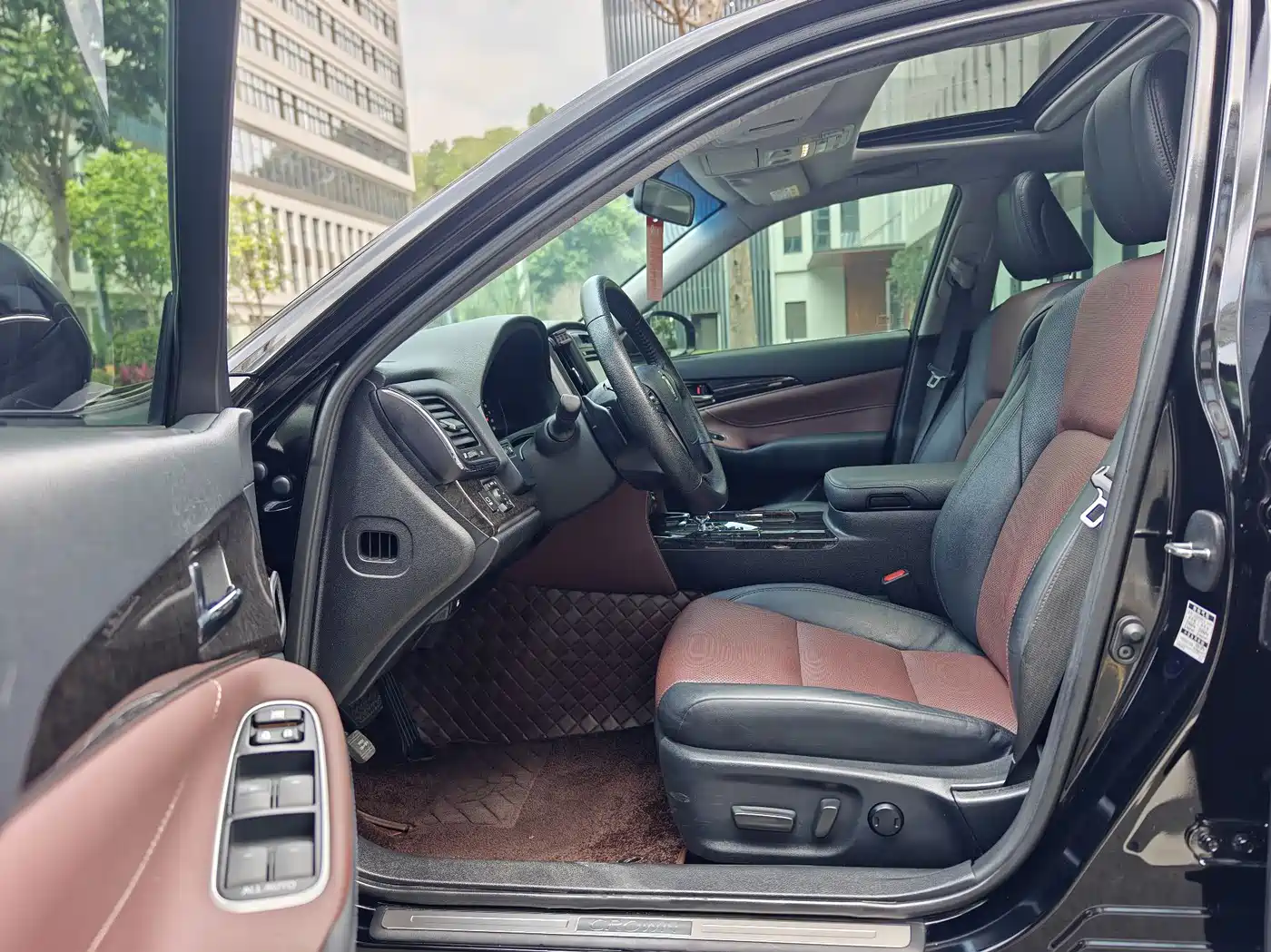 Toyota Crown 2018 2.0T Sport Edition фото 7