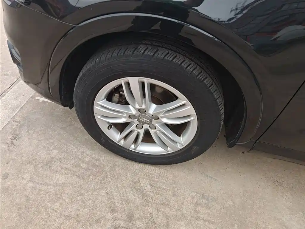 Audi Q3 2015 35 TFSI Comfort фото 25