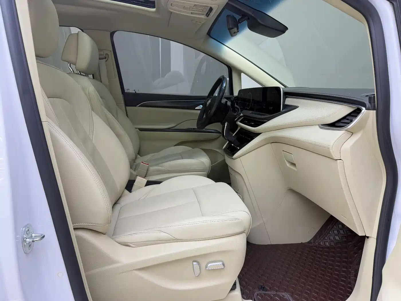 Buick GL8 2022 ES Landmark 653T Premium фото 8