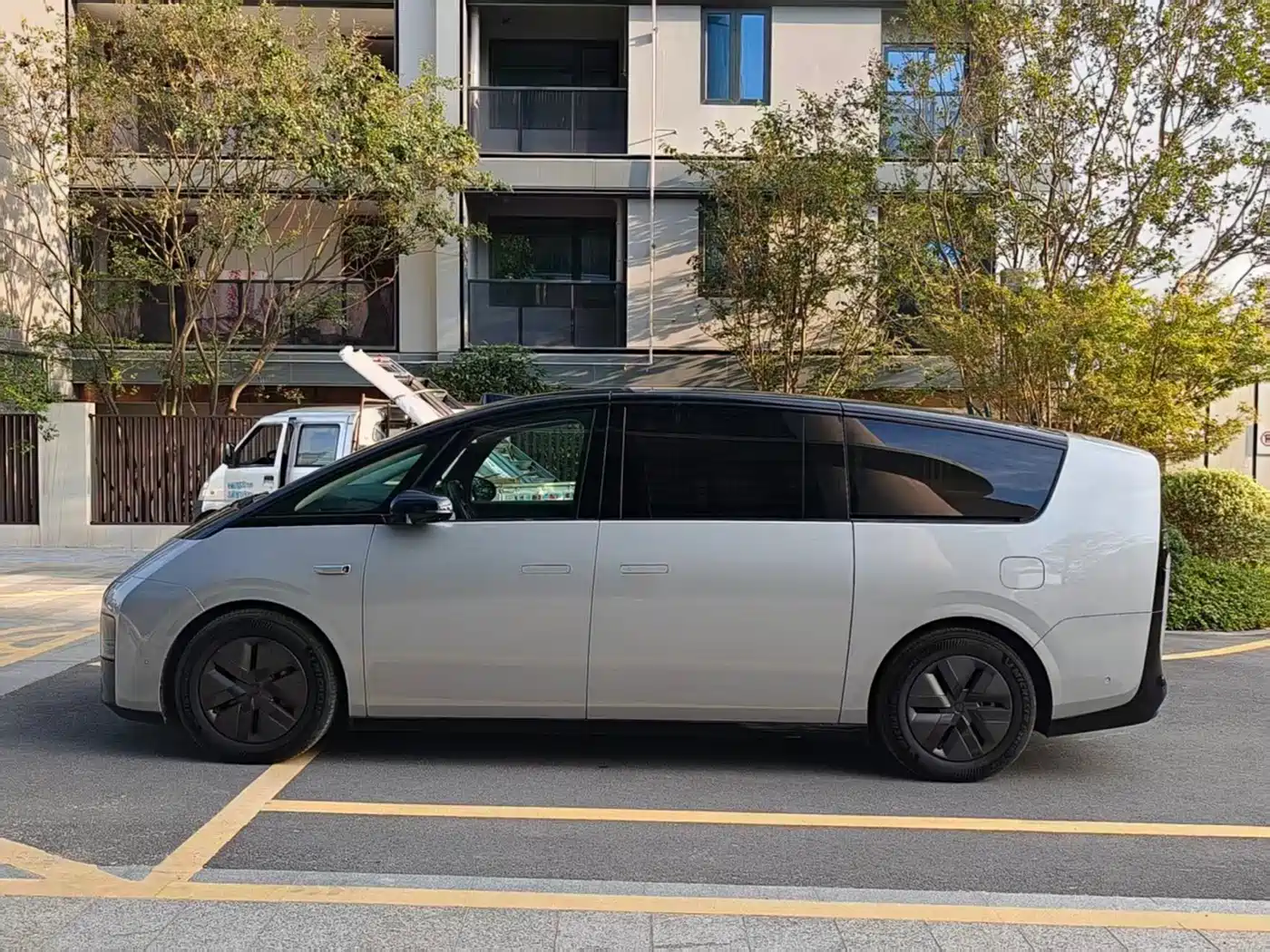 Li Auto MEGA 2024 2024 Ultra