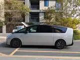 Фото 7 - Li Auto MEGA