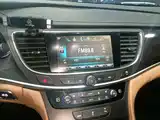 Фото 13 - Buick LaCrosse