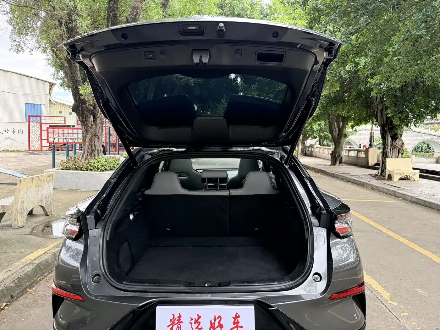 Фото 6 - Changan UNI-T