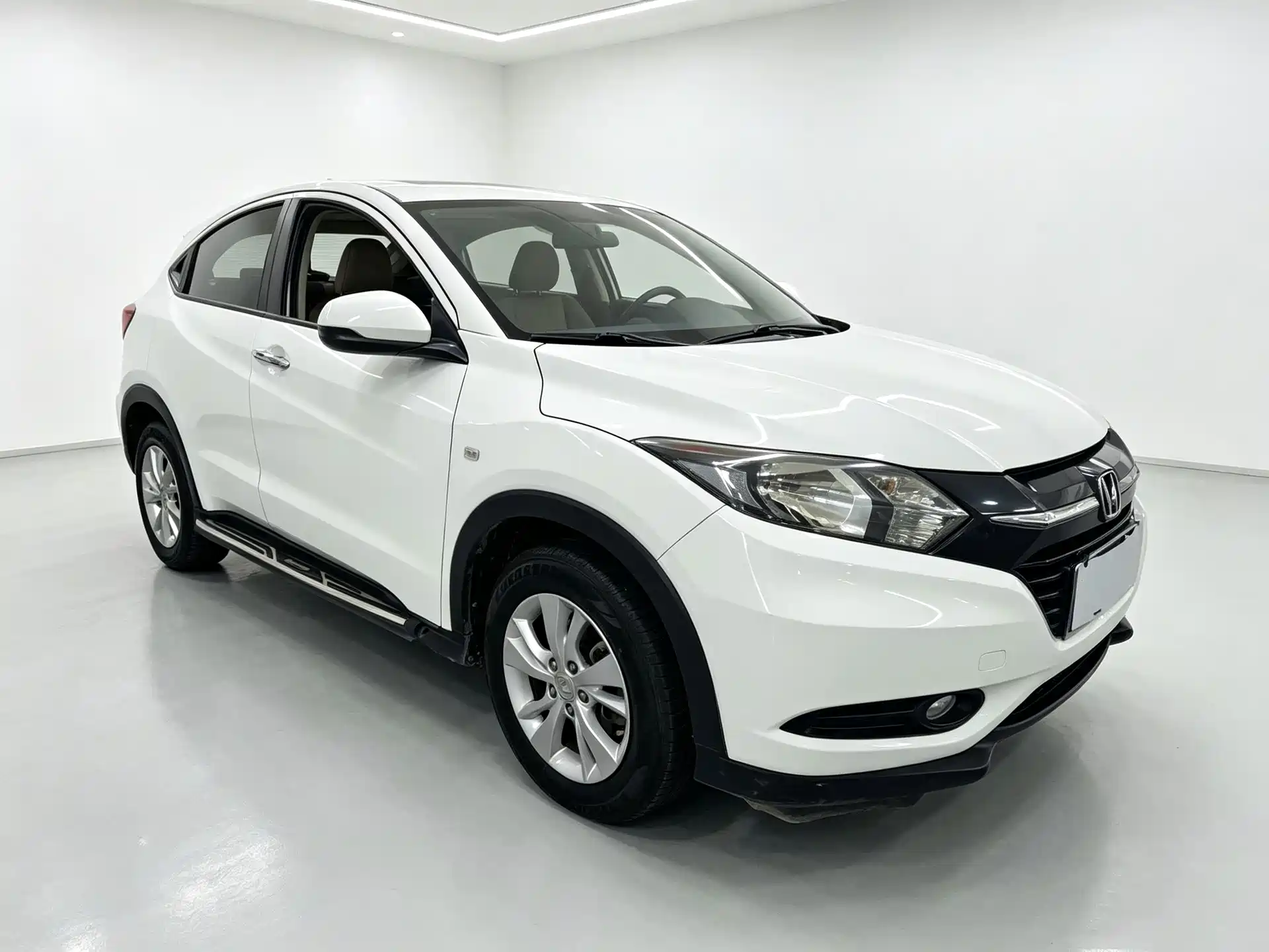 Photo 3 - Honda Vezel