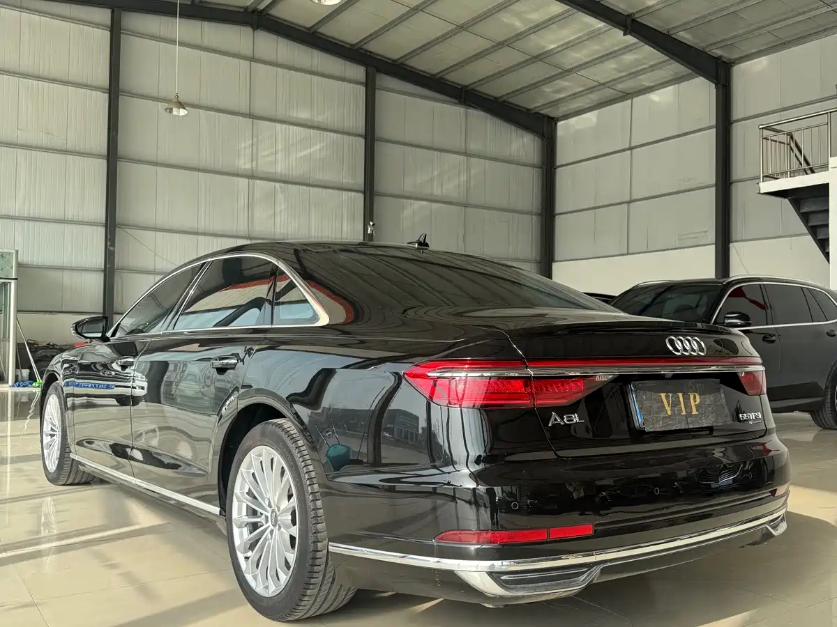 Audi A8 2018 A8L 55 TFSI quattro Launch Elite фото 4