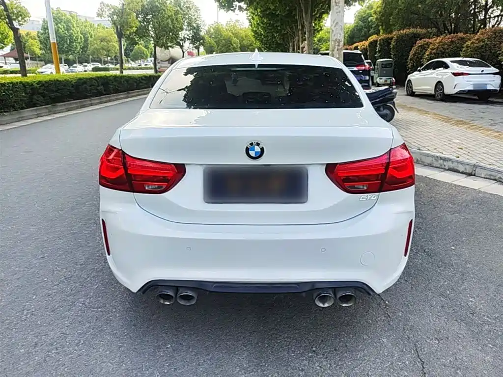 BMW 1 Series 2018 Facelift 118i Sport фото 6