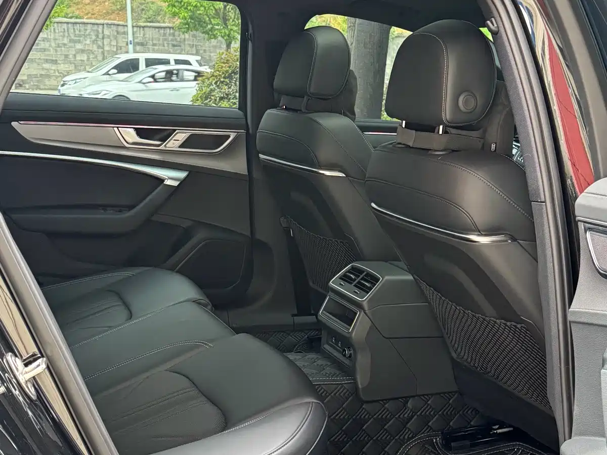 Audi A6L 2026 2026 Model Year 40 TFSI Luxury Dynamic