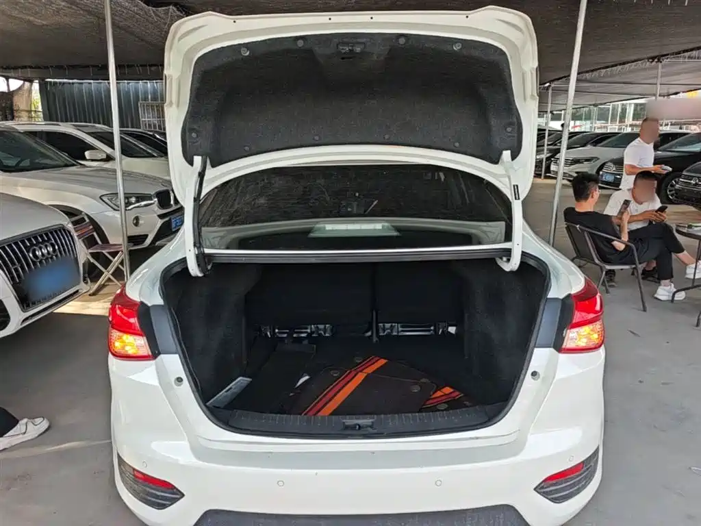 Nissan Bluebird 2019 2016 1.6L CVT Cool Edition