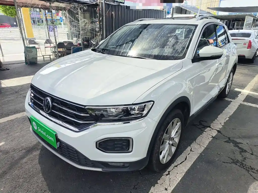 Фото 2 - Volkswagen T-ROC