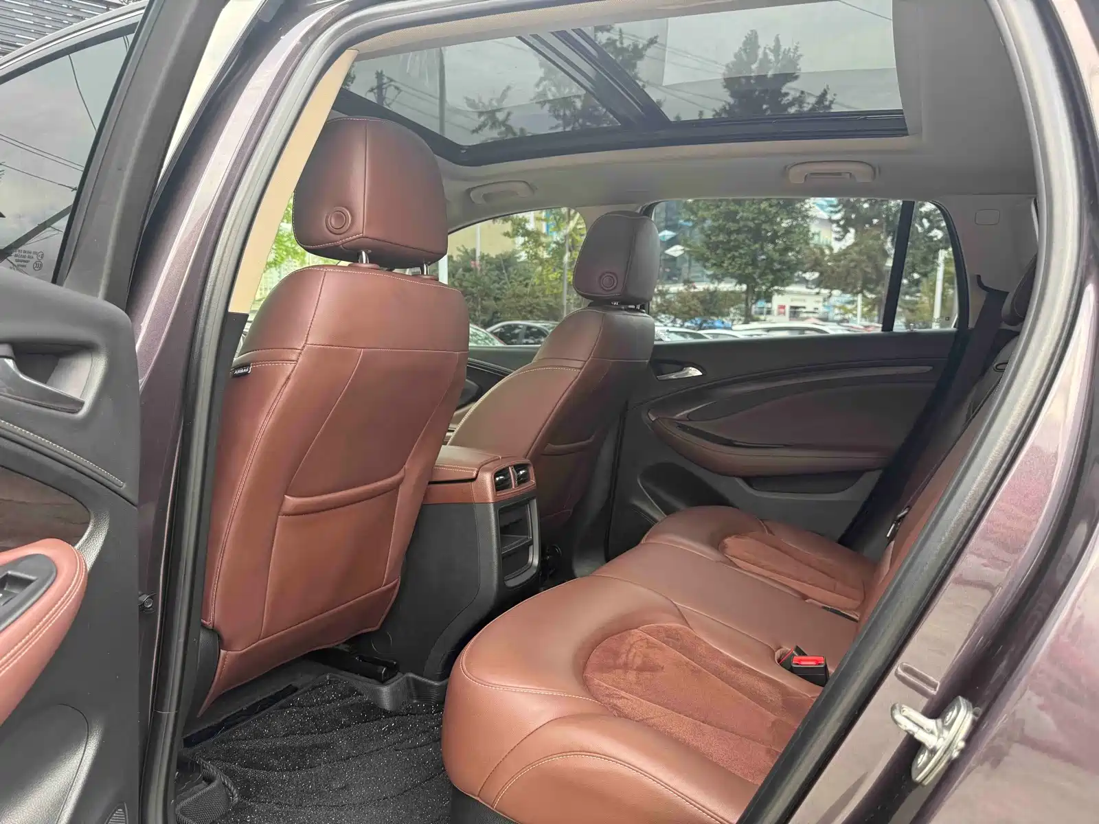 Photo 6 - Buick Envision Plus