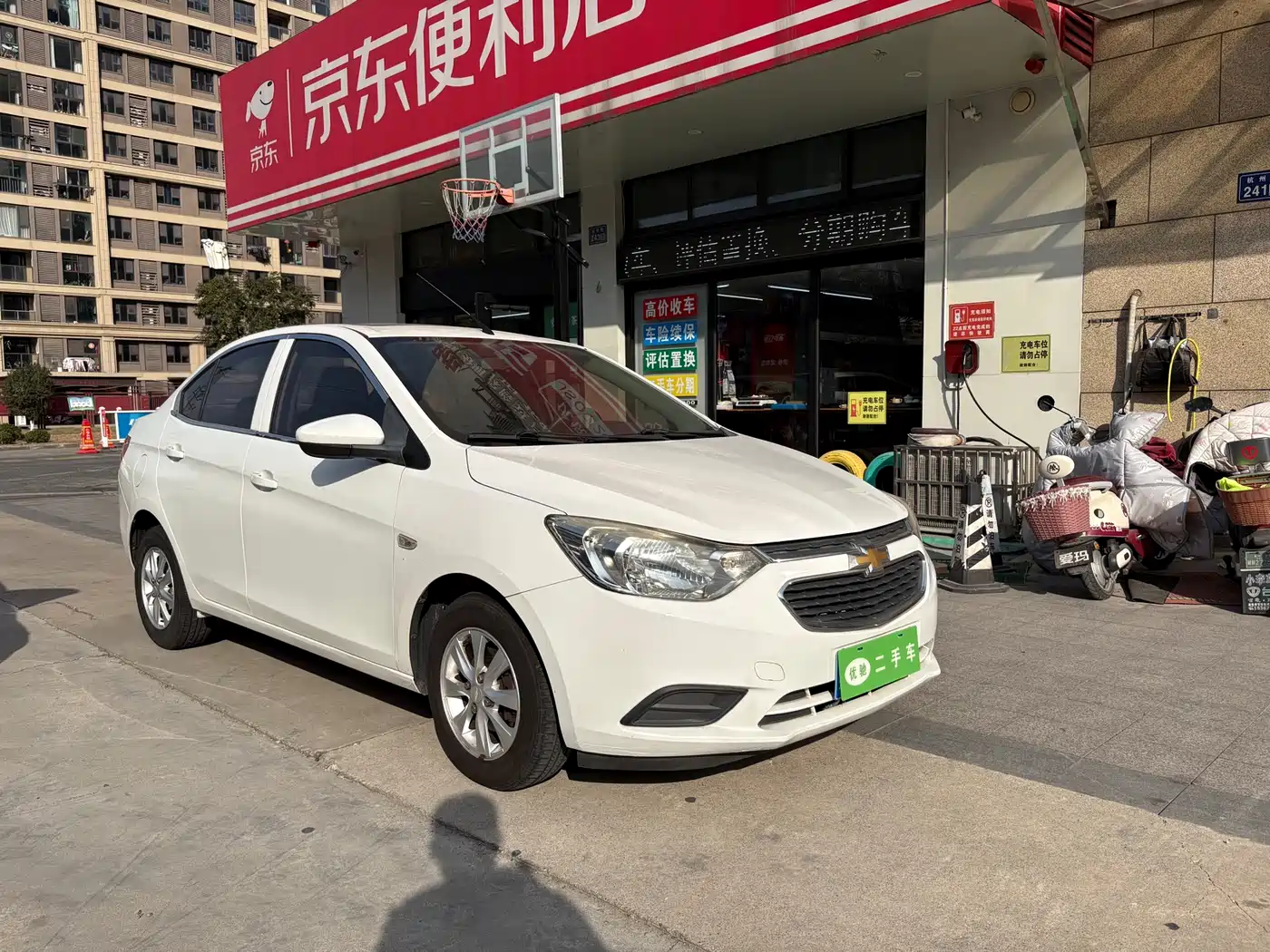 Chevrolet Sail 2015 Sail 3 1.5L Manual Ideal Sunroof Edition фото 2