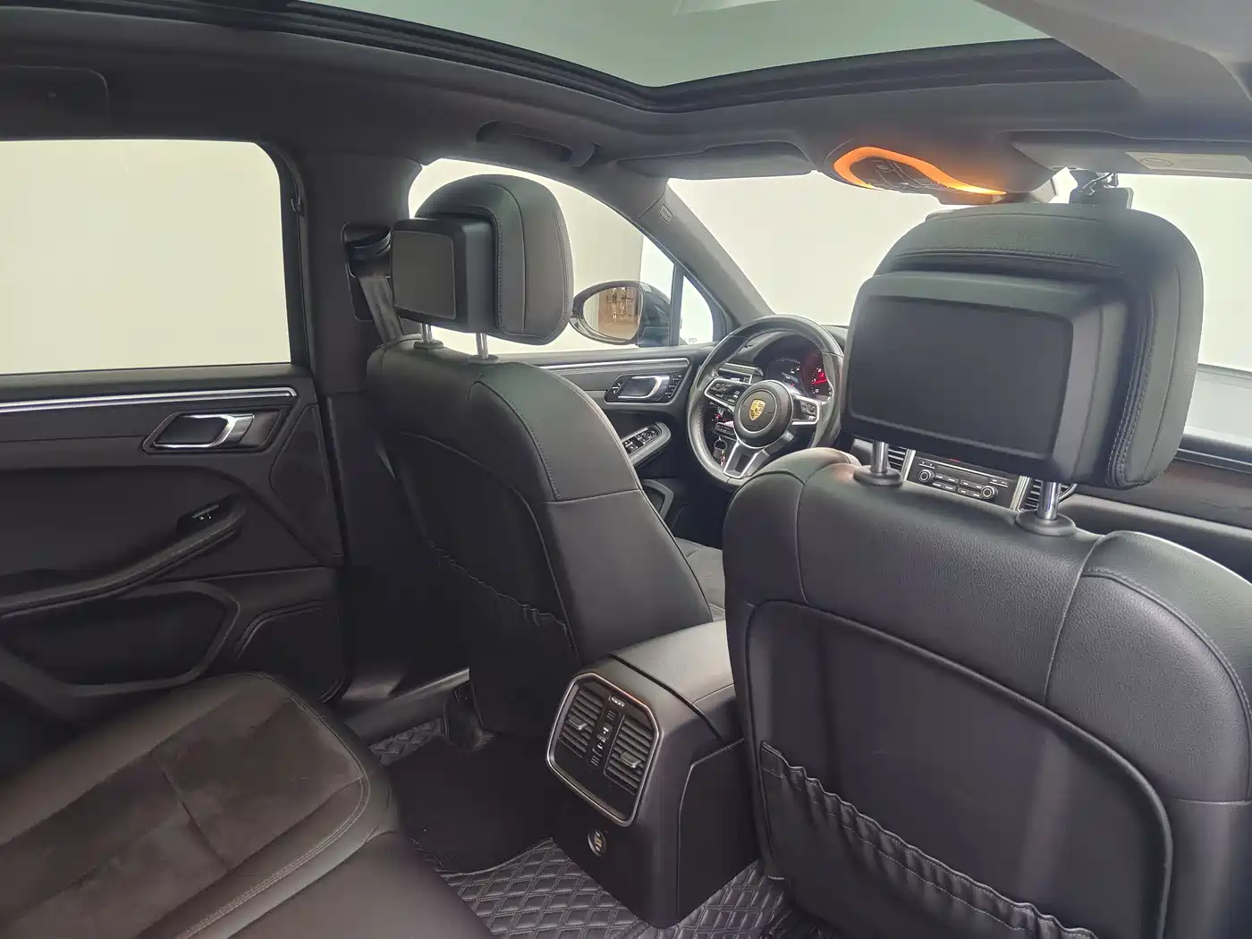 Porsche Macan 2017 Macan 2.0T фото 11