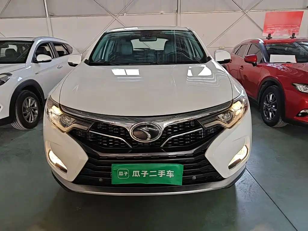 Soueast DX7 2019 2018 Prime 1.8T DCT Luxury (China V)