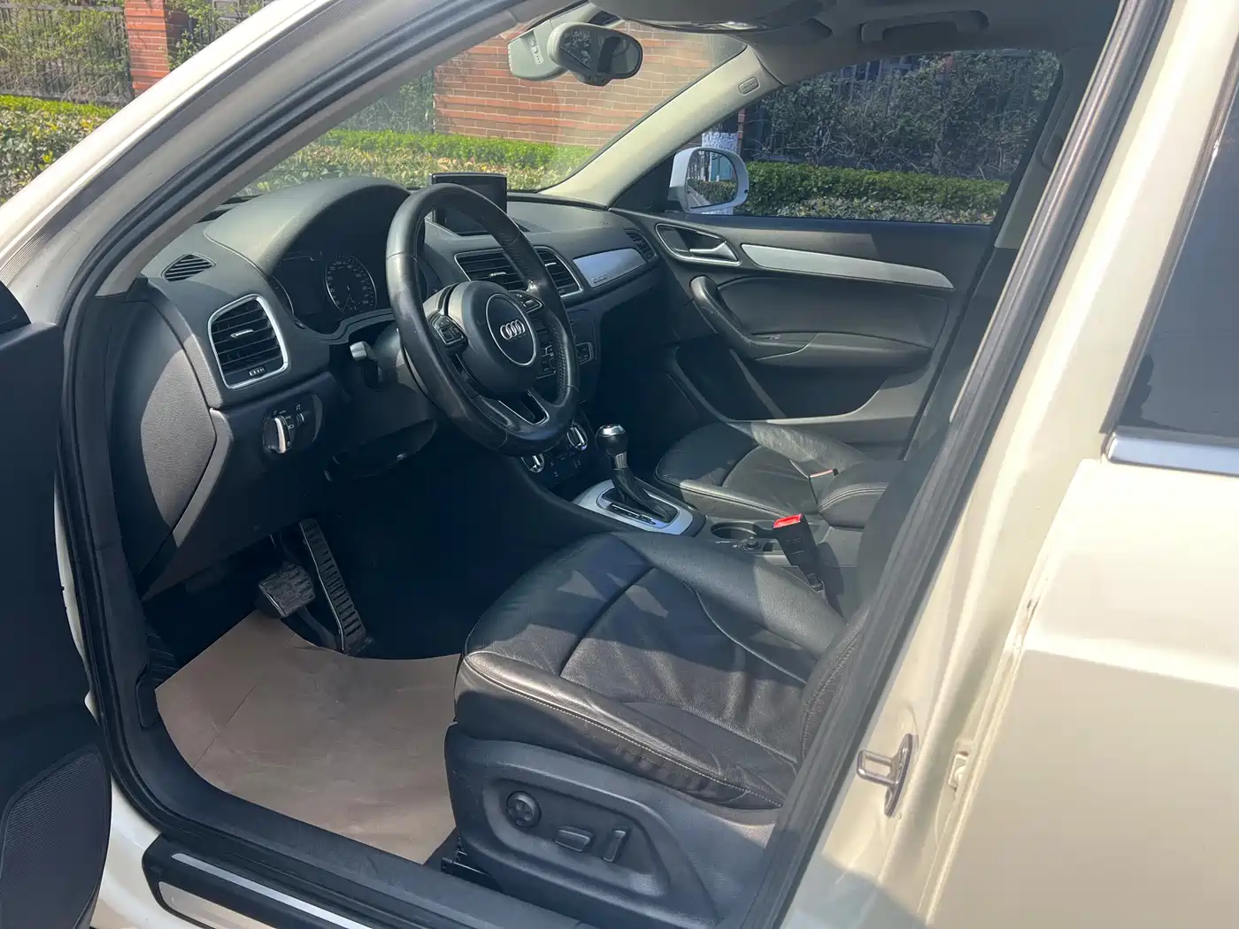 Audi Q3 2013 35 TFSI quattro Comfort фото 7