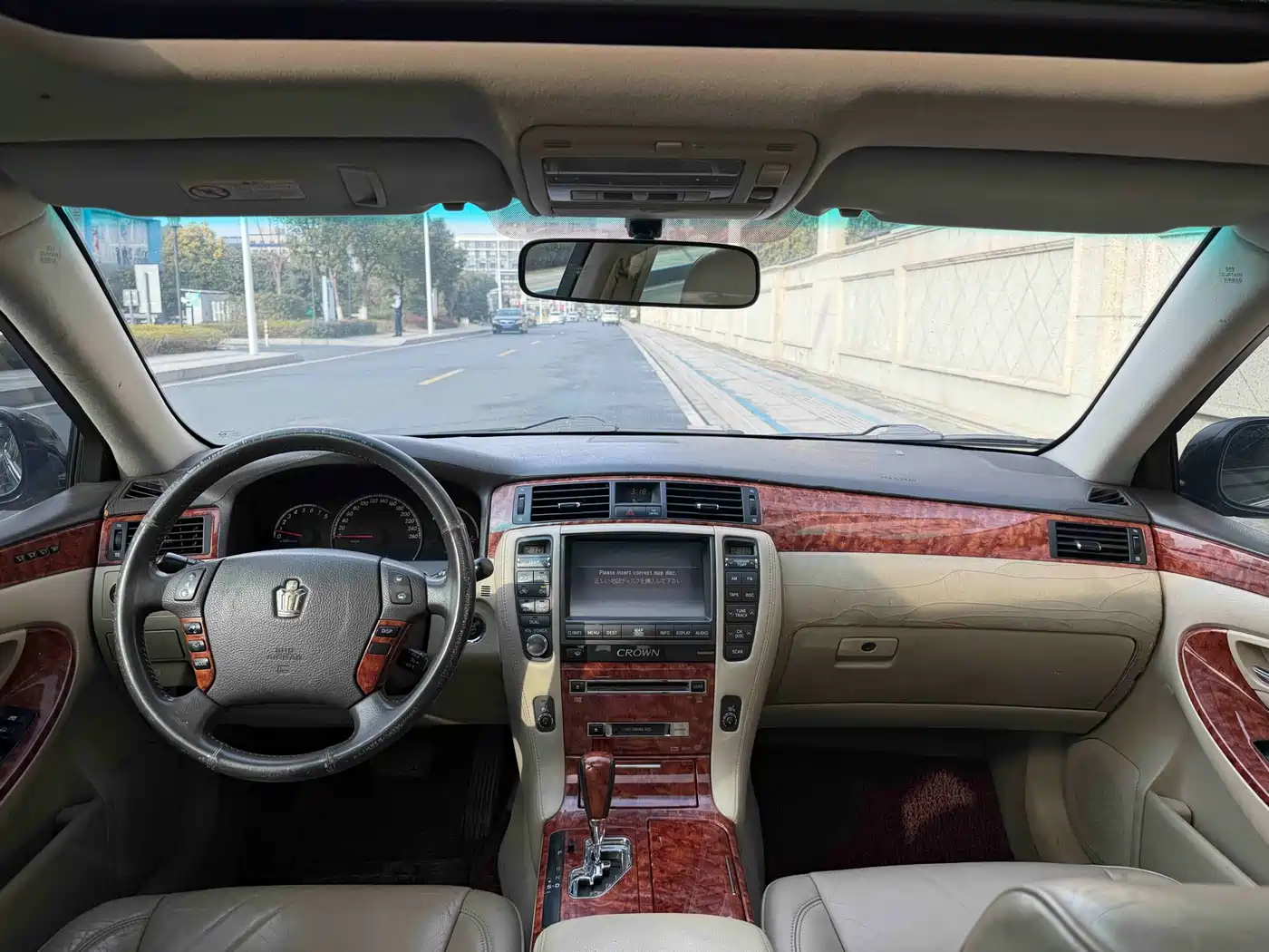 Toyota Crown 2005 Model 3.0L Royal Saloon фото 9