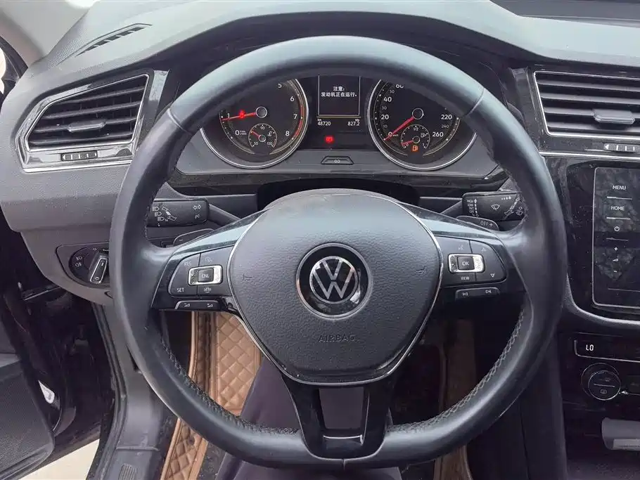 Volkswagen Tiguan L 2021 330TSI Automatic 2WD Smart фото 15